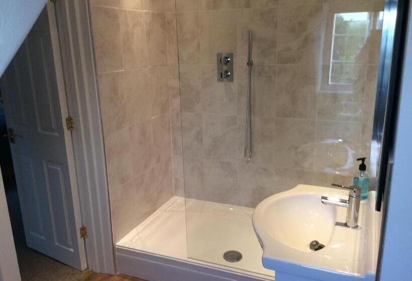 חדר סופריור עם מיטת קינג, Aberllynfi Riverside Guest House