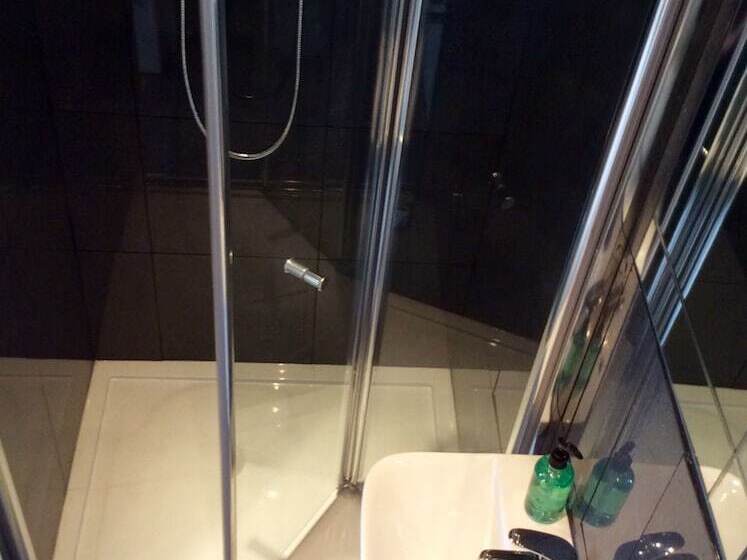 חדר סטנדרט יחיד, Aberllynfi Riverside Guest House