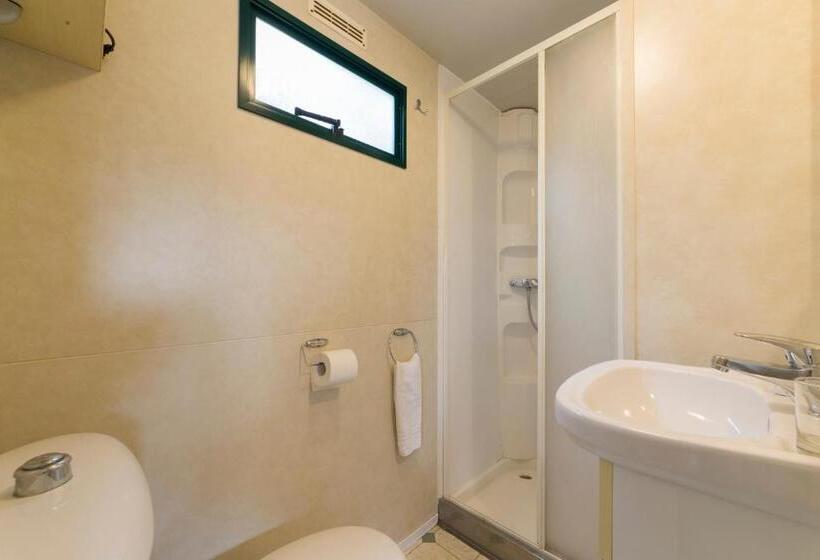 スタンダードバンガロー, Agriturismo Ss Annunziata