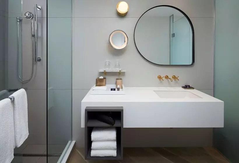 ２ダブルベッドのスタンダードルーム, Andaz Ottawa Byward Market, By Hyatt