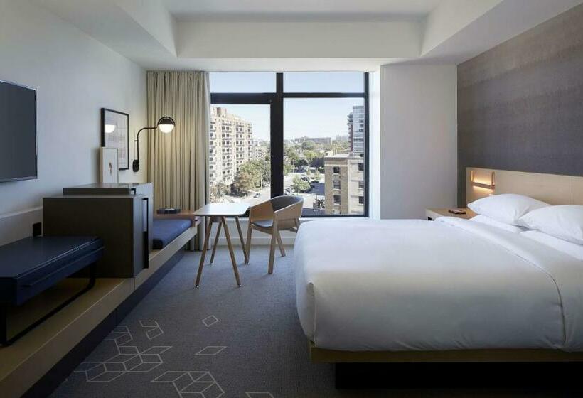 غرفة قياسية سرير كينج, Andaz Ottawa Byward Market, By Hyatt