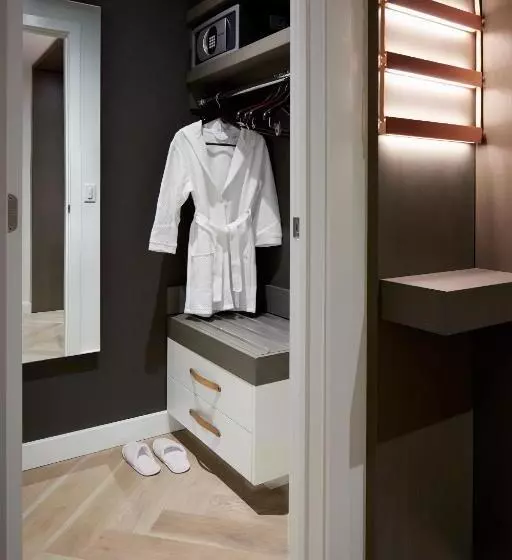 シングルデラックスルーム, Andaz Ottawa Byward Market, By Hyatt