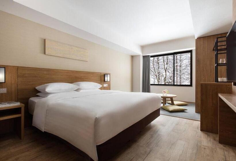 Camera Premium, Courtyard By Marriott Hakuba