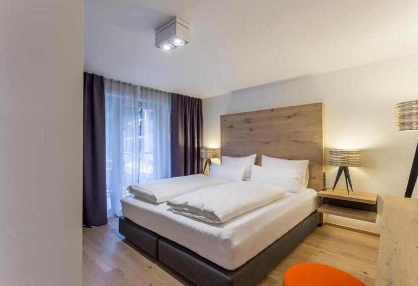 Standardzimmer mit Balkon, Das Graseck   Mountain Hideaway & Health Care