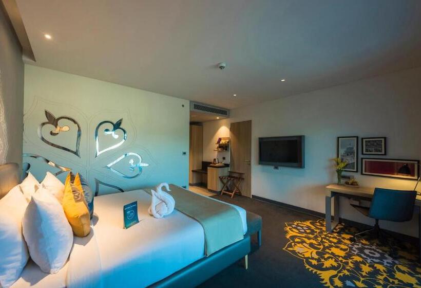 استودیو استاندارد با بالکن, Grand Mercure Mysore An Accor Brand