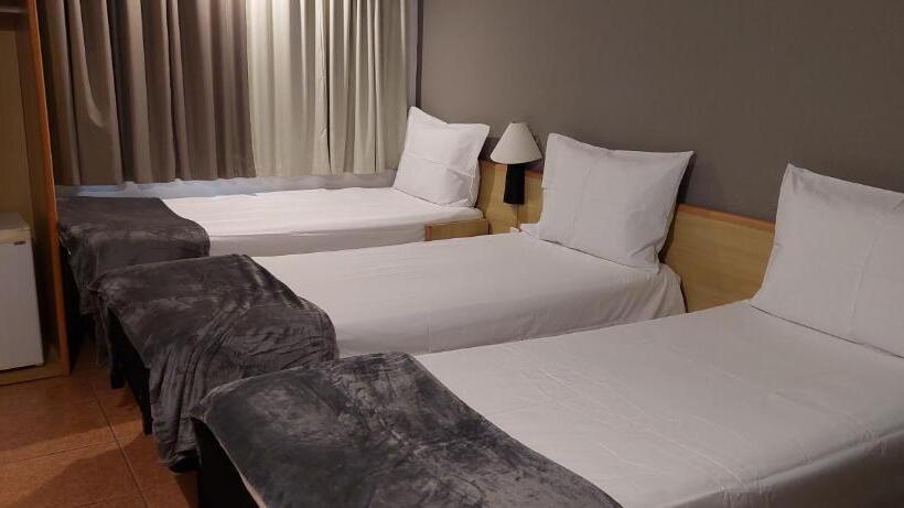 Standaard Driepersoonskamer, Ibis Santos Gonzaga Praia