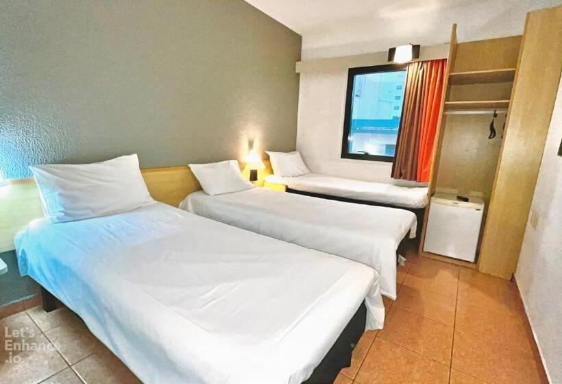 스탠다드 트리플 룸, Ibis Santos Gonzaga Praia
