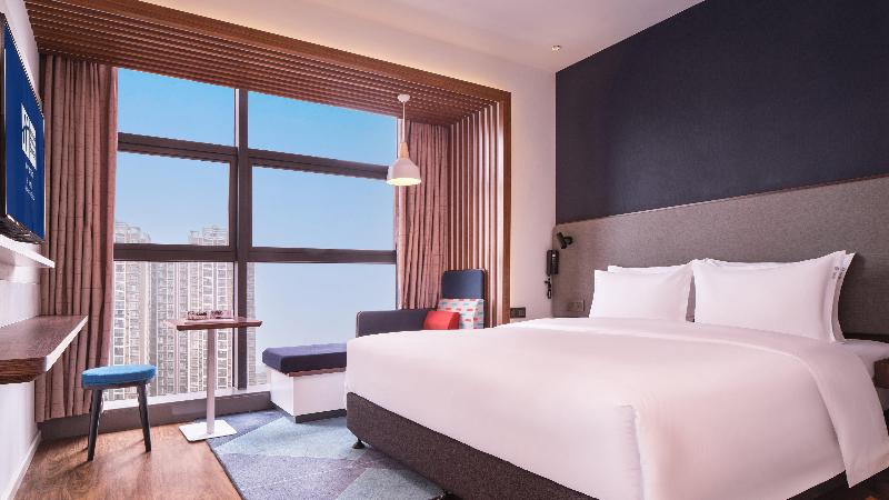 StandaardKamer, Ibis Santos Gonzaga Praia