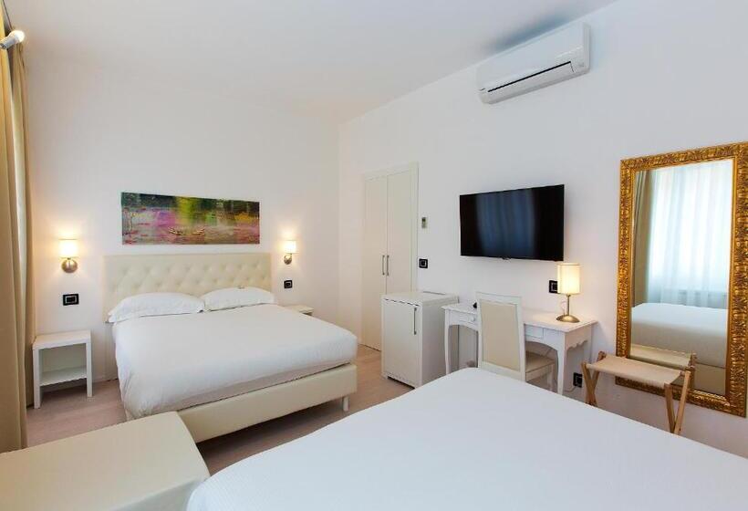 四人豪华间, Mainè