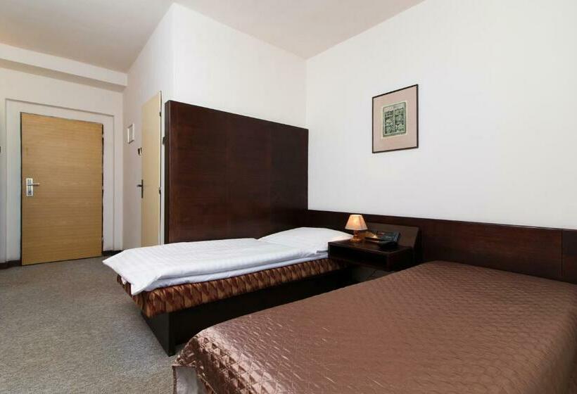 غرفة قياسية فردية, Merkur  Jablonec Nad Nisou