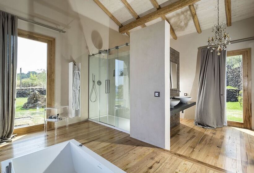 带2间卧室的别墅可观海景, Monaci Delle Terre Nere