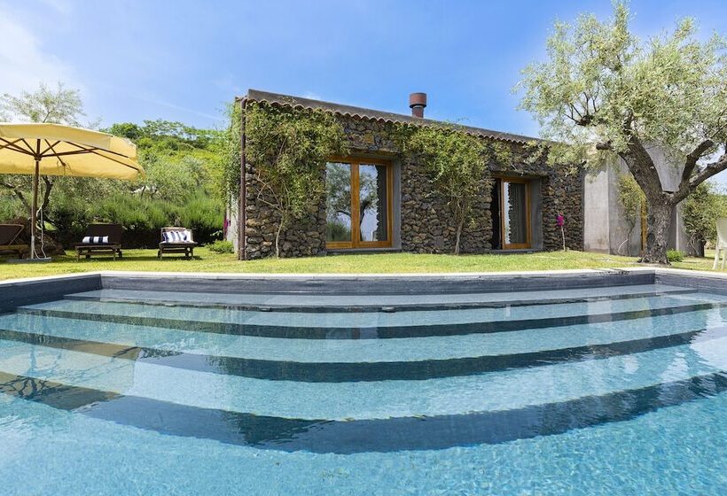 带2间卧室的别墅可观海景, Monaci Delle Terre Nere