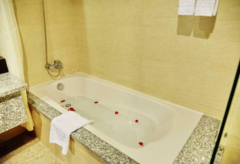 디럭스 룸, Sai Gon Ban Me