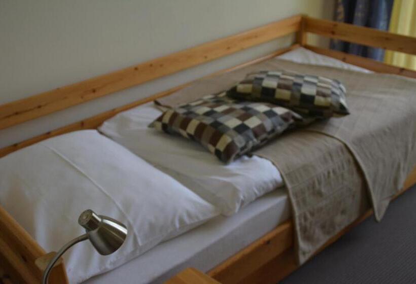 Standard Enkelrum, Seelacherhof