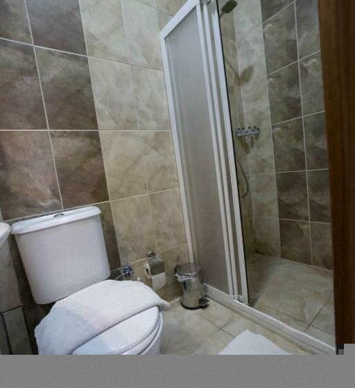 标准单人间, Taksim Park