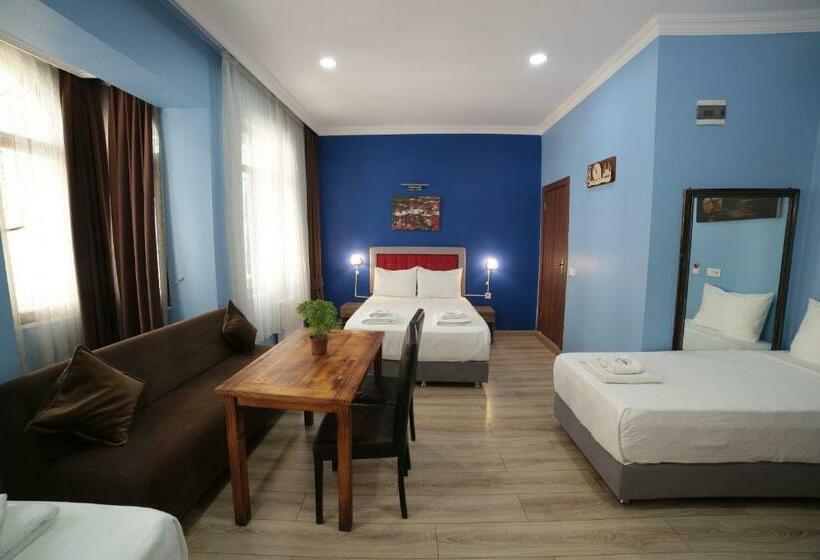 家庭间, Taksim Park