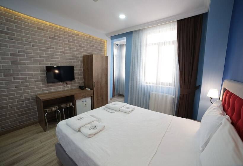 标准间, Taksim Park