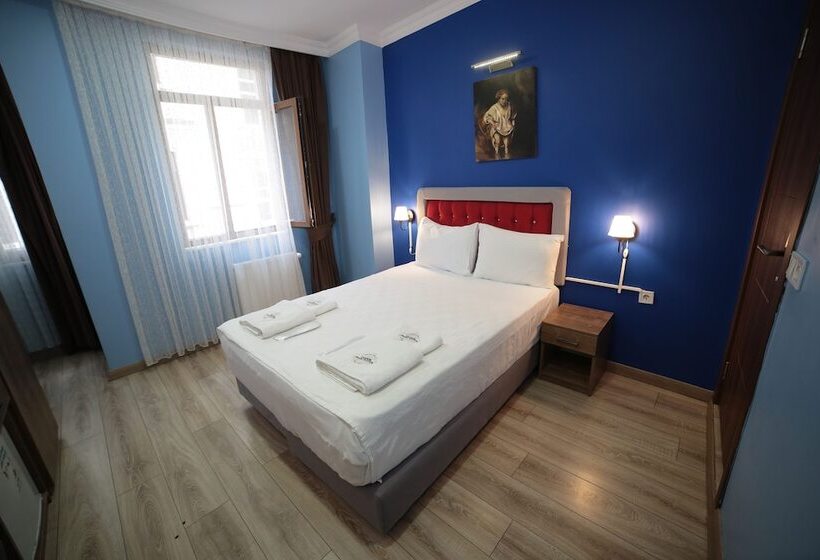 标准单人间, Taksim Park