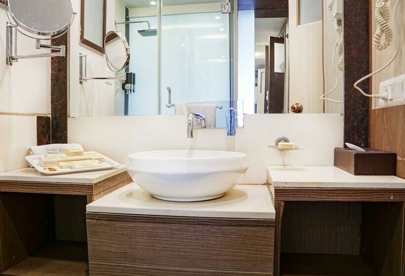 Chambre Affaires, Tansha Comfort Regency