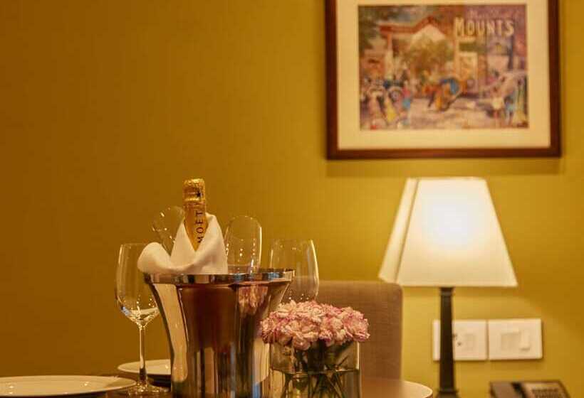 اتاق استاندارد, The Waverly Hotel & Residences