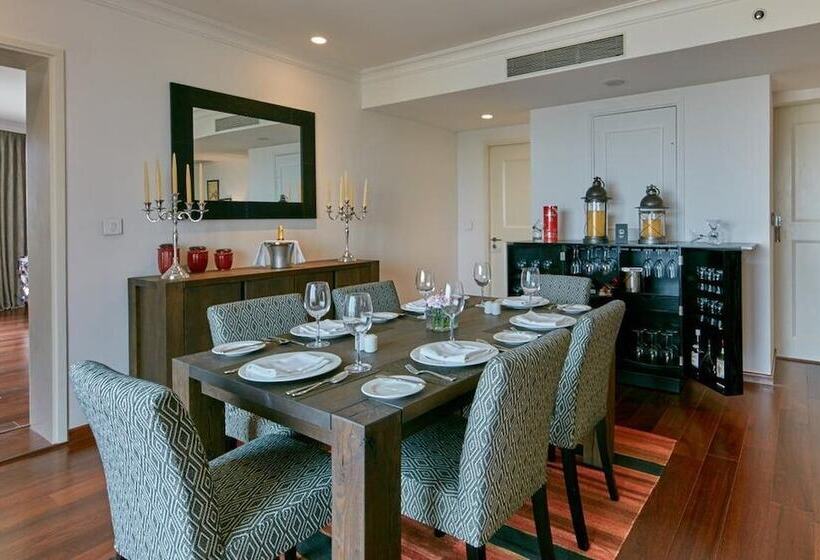 آپارتمان 1 خوابه, The Waverly Hotel & Residences