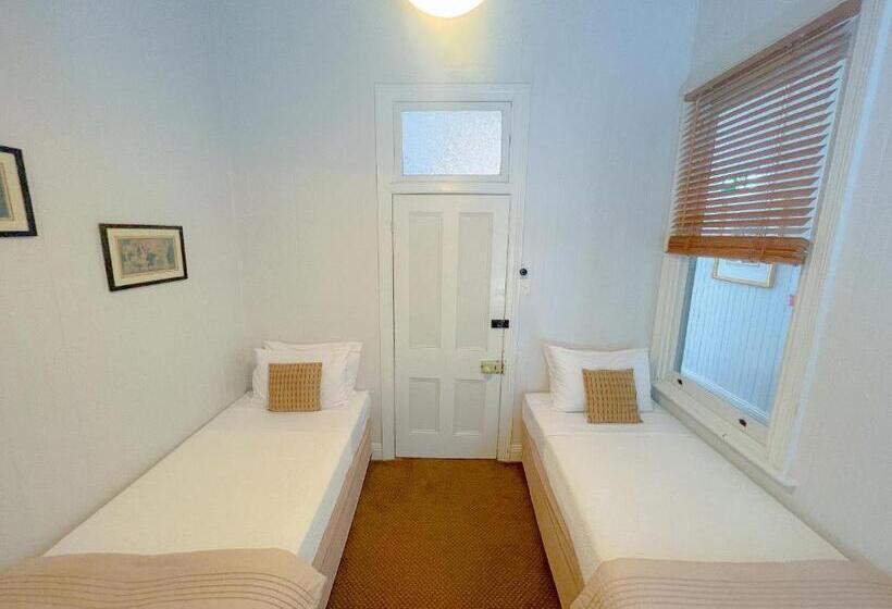 스탠다드 룸, Ulmarra