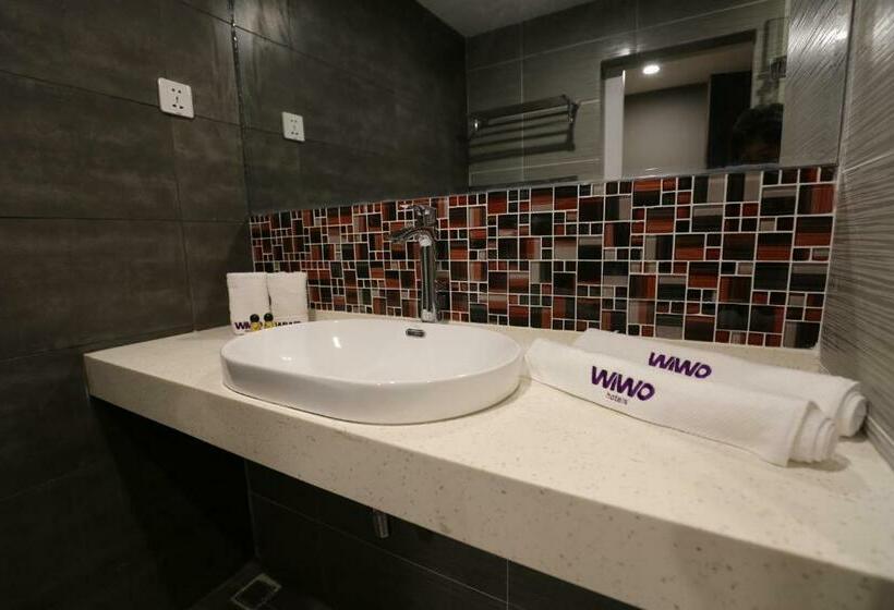 اتاق سوپریور با تخت بزرگ, Wiwo Hotels