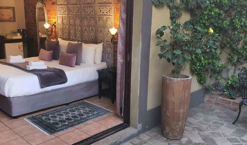 스위트, Accolades Boutique Venue