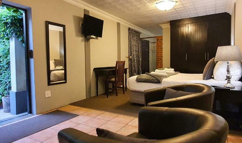 디럭스 룸, Accolades Boutique Venue