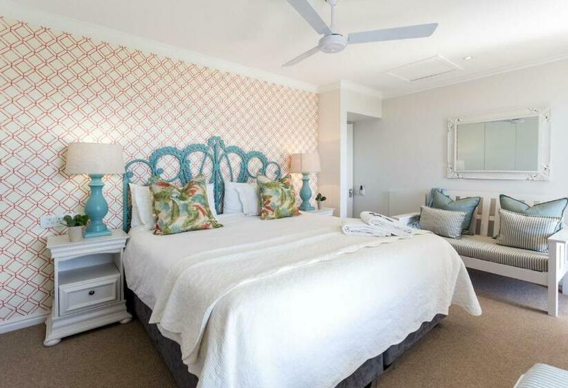 سوییت با چشم‌انداز دریا, Ocean Watch Guesthouse