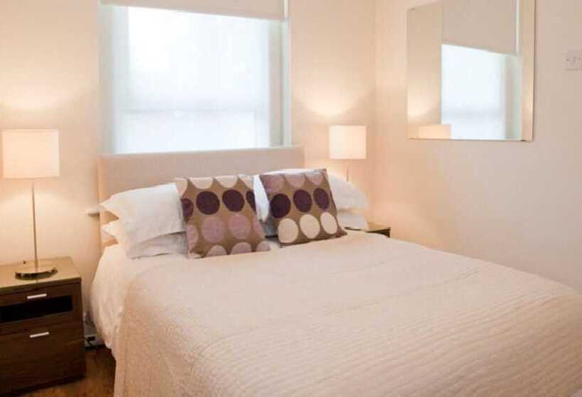 Апартаменты Deluxe 1 Спальня, Shq Apartments
