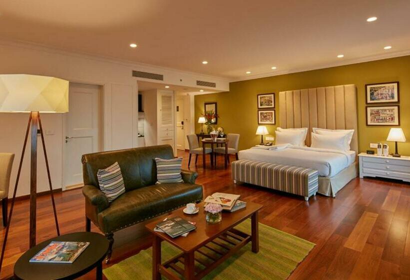 اتاق استاندارد, The Waverly Hotel & Residences
