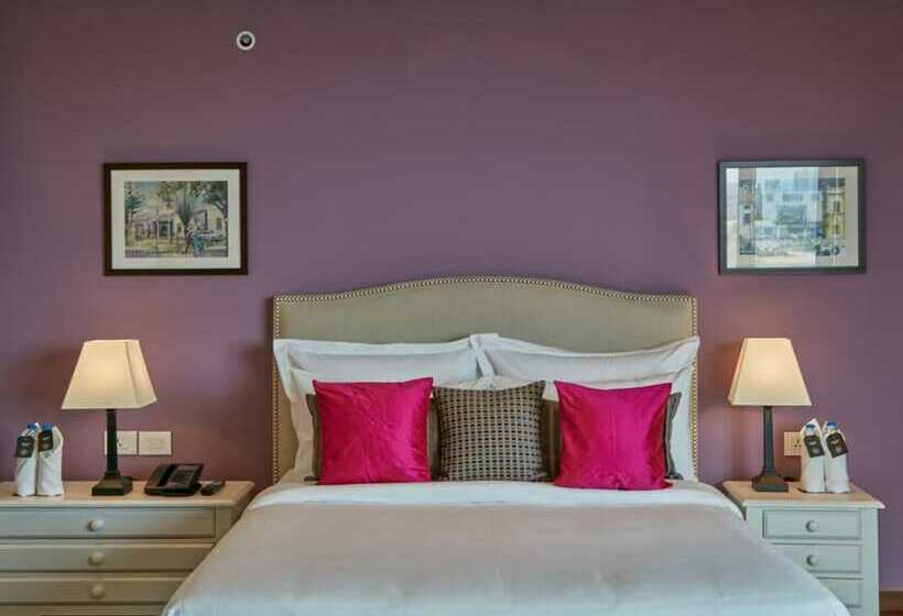 اتاق استاندارد, The Waverly Hotel & Residences