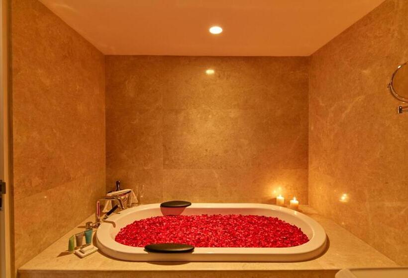 آپارتمان 1 خوابه, The Waverly Hotel & Residences