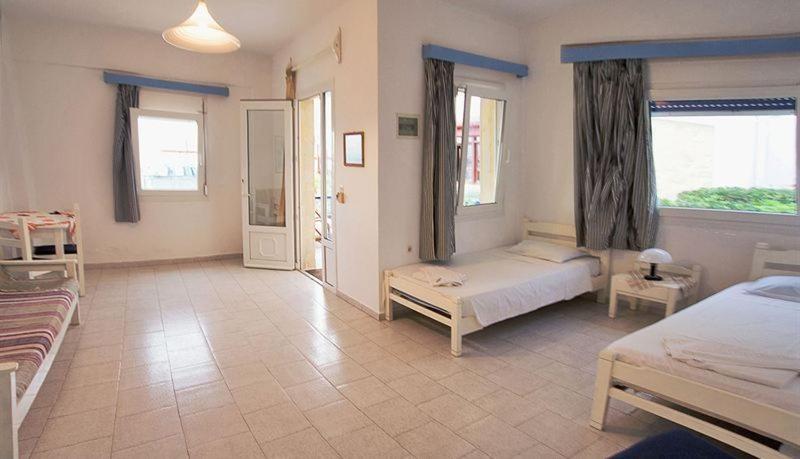 스탠다드 스튜디오, Villa Chrissanthi Sea