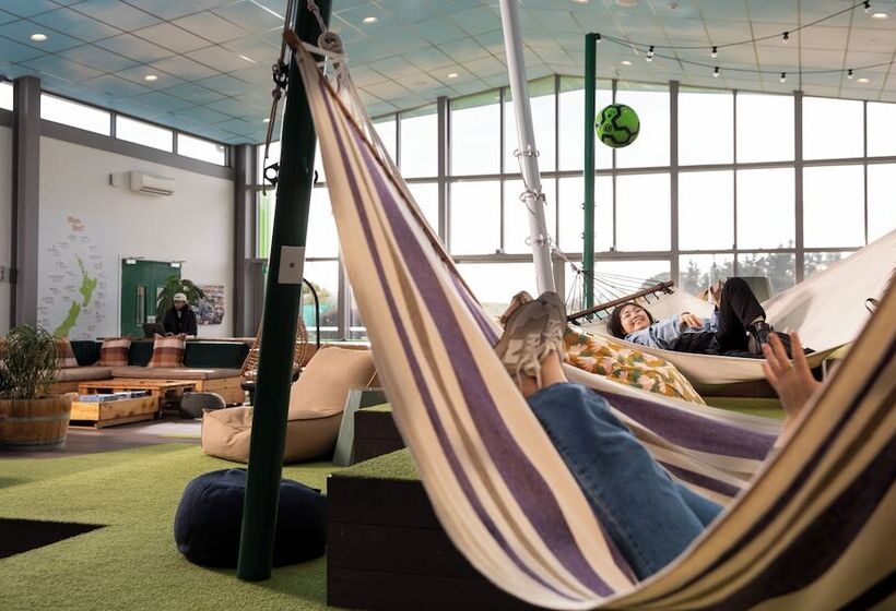 غرفة قياسية, Lylo Christchurch