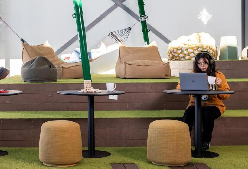 غرفة قياسية لذوى الاحتياجات الخاصة, Lylo Christchurch