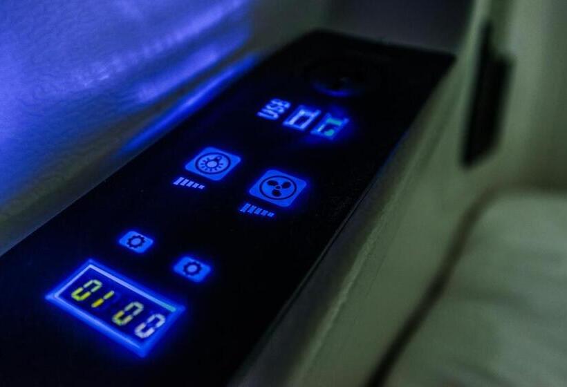 سرير فى غرفة مشتركه, Lylo Christchurch