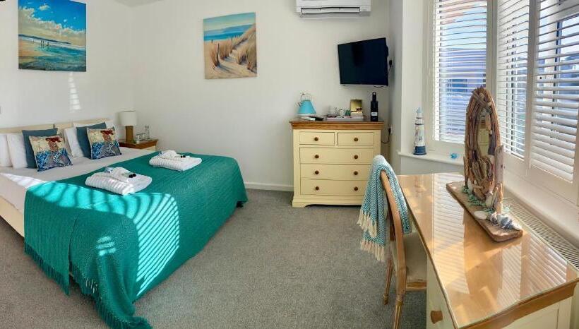 スーペリアールーム, Avon Beach Bed & Breakfast