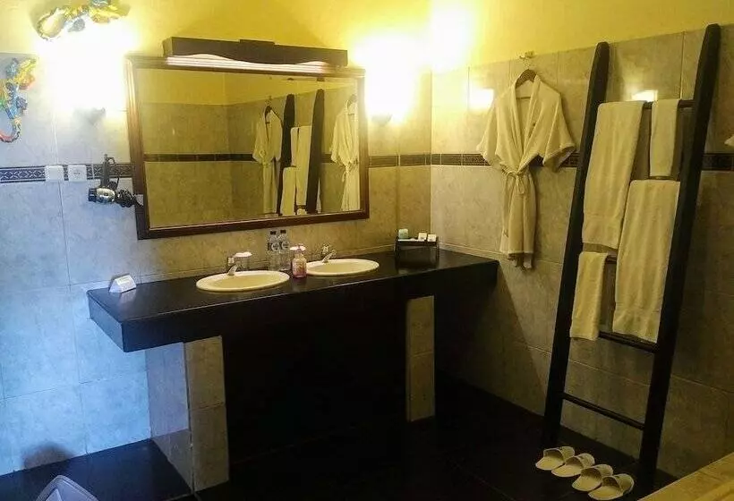 اتاق لوکس, Bali Paradise Hotel Boutique Resort