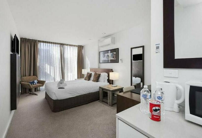 패밀리 아파트, Beachfront Resort Torquay