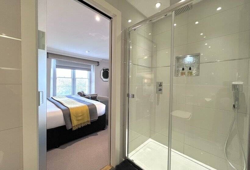 Номер Deluxe, Tavistock House