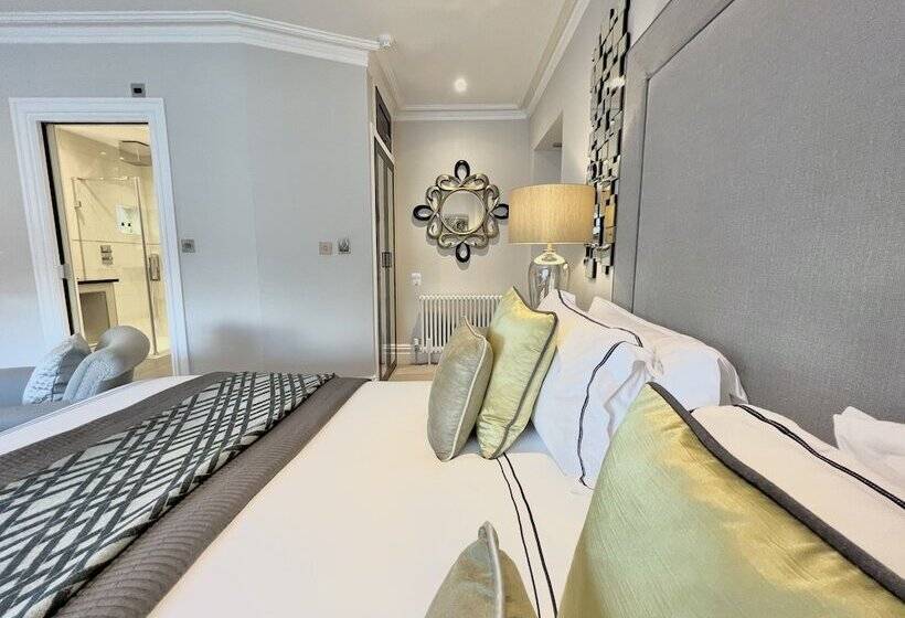 Номер Deluxe, Tavistock House