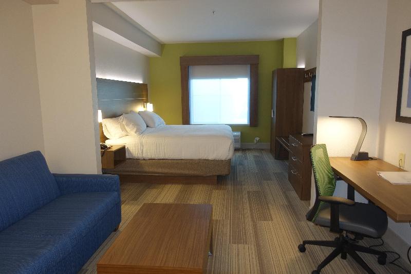 스위트 킹사이즈 침대, Holiday Inn Express & Suites Brentwood By Ihg
