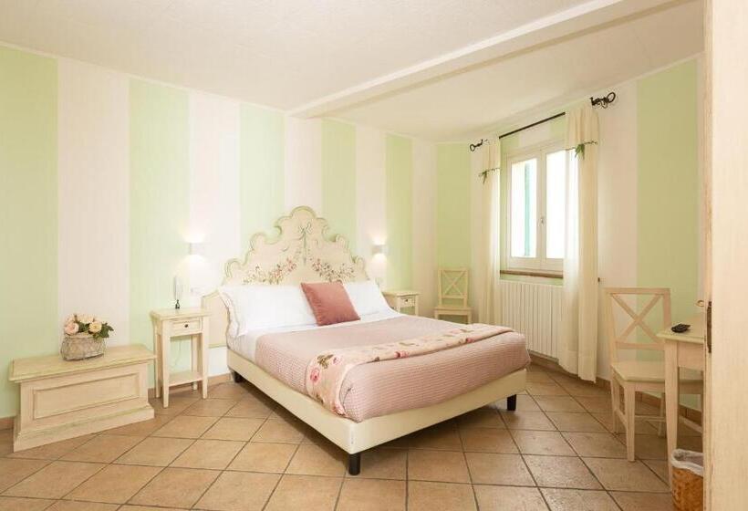 اتاق استاندارد سه تخته با چشم‌انداز باغ, Ideale