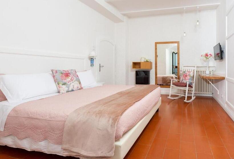 اتاق سوپریور با بالکن, Ideale