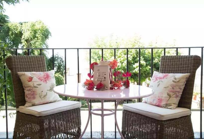 Camera Standard con Balcone Vista Giardino, Ideale