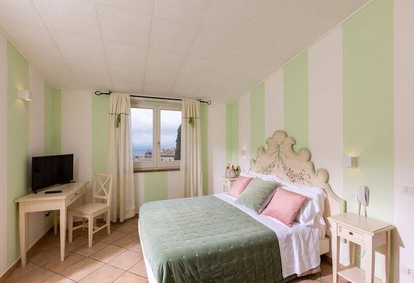 اتاق استاندارد با چشم‌انداز باغ, Ideale