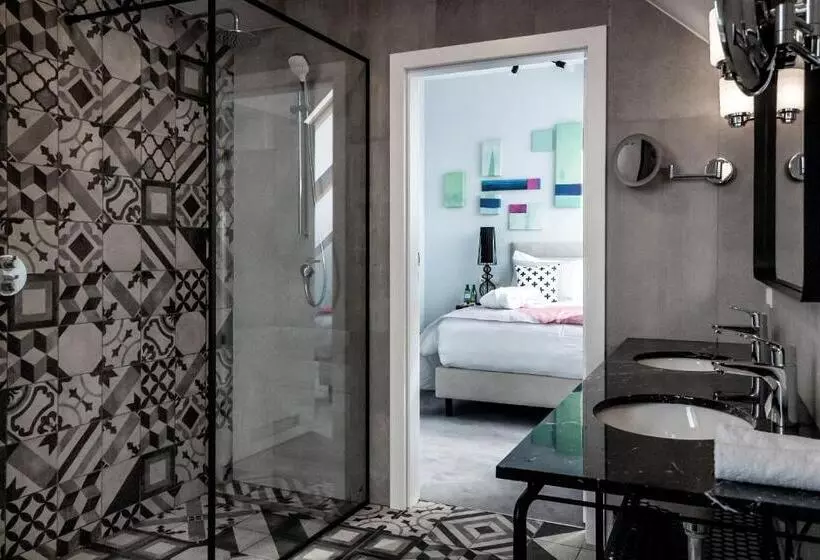 キングサイズベッドのスイートルーム, Indigo Krakow   Old Town, An Ihg