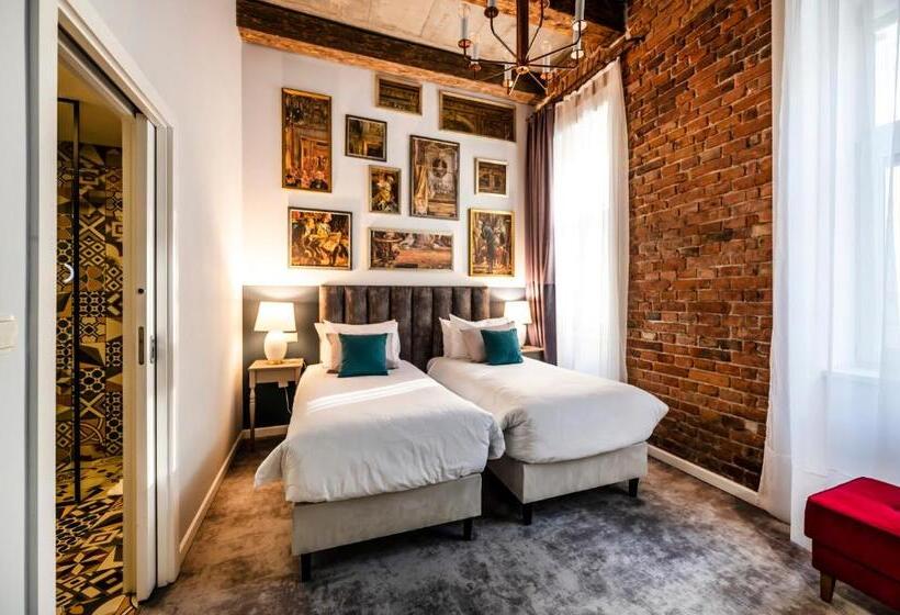 프리미엄 룸, Indigo Krakow Old Town, An Ihg